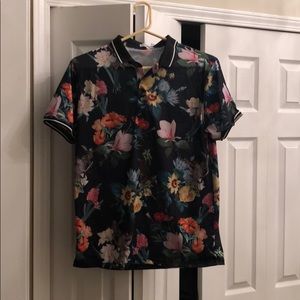 Stylish 3 button up shirt